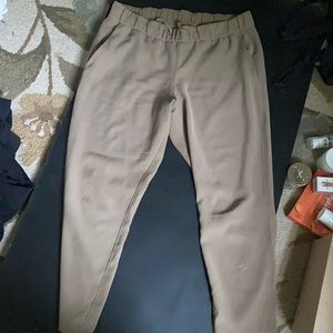 Lululemon on the fly woven pants
